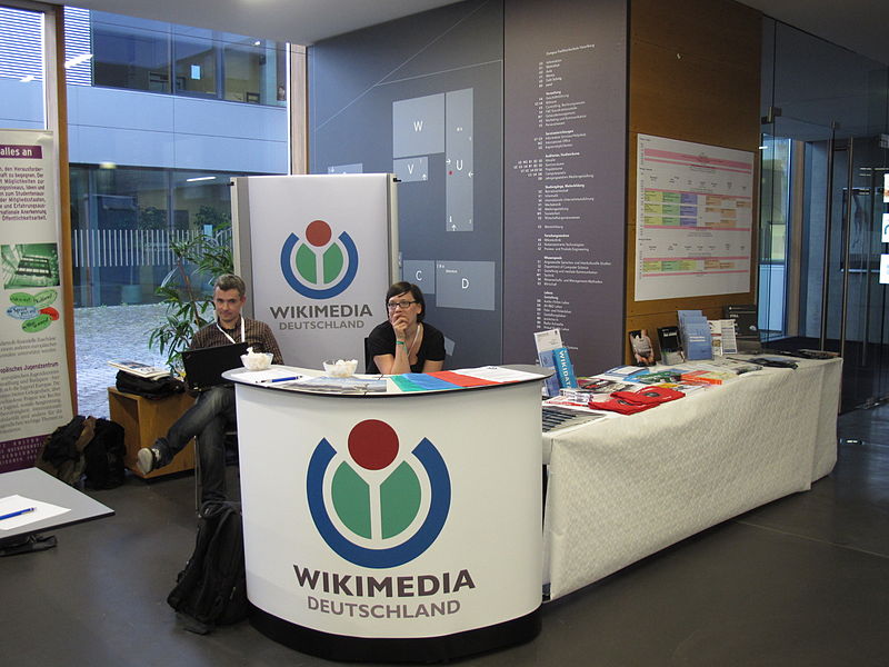 File:2012-08-31 WikiCon 2012 014.jpg