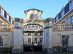 Porche de l'Hôtel de Tenremonde