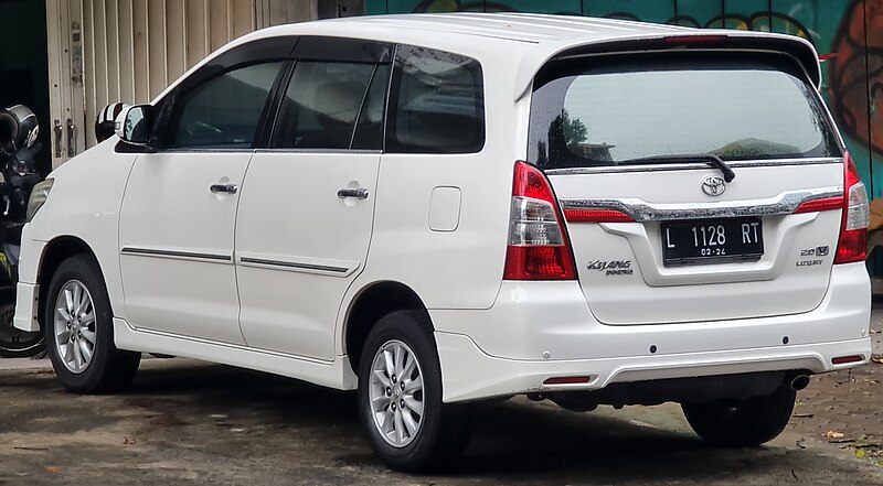 File:2014 Toyota Kijang Innova 2.0 V Luxury (rear), Central Surabaya.jpg