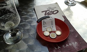 Leaving some change on the restaurant table is one way of giving a gratuity to the restaurant staff. 20151007 174039-S.jpg