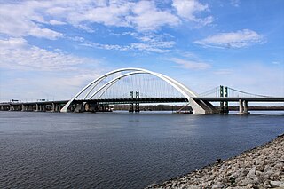 <span class="mw-page-title-main">I-74 Bridge</span> Bridges across the Mississippi River between Iowa and Illinois