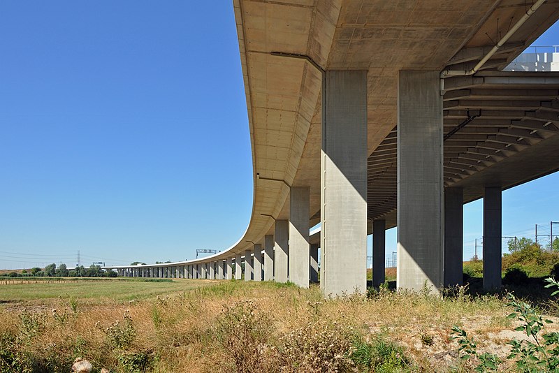 File:A11 Viaduct Brugge R02.jpg