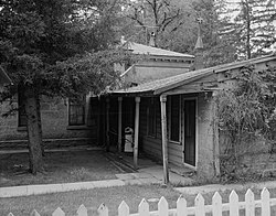 Abraham Kari House.jpg