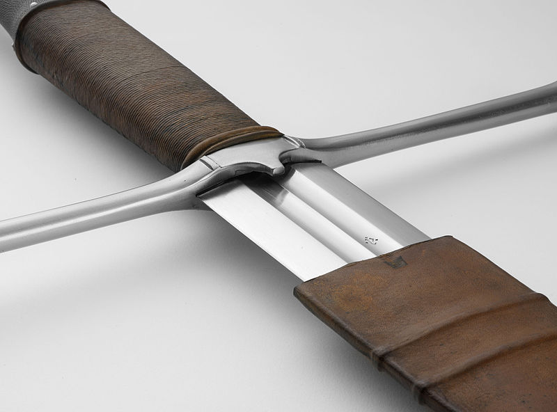 File:Albion Tyrolean Two-handed Medieval Sword 24 (14412715455).jpg