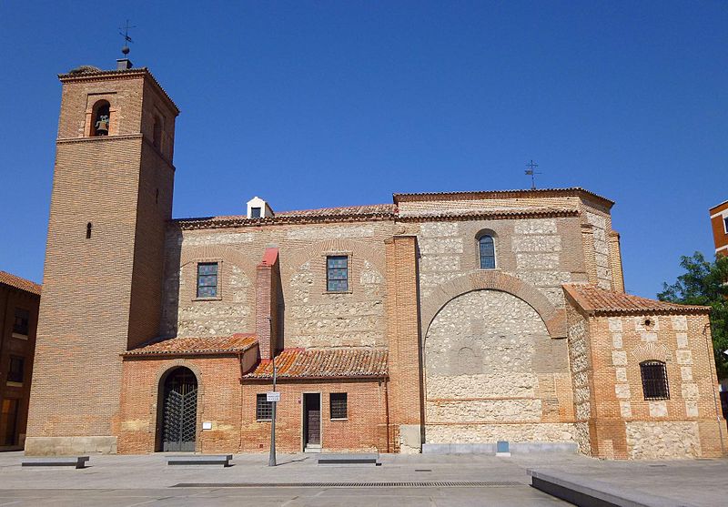 File:Alcorcón - Iglesia de Santa María la Blanca 1.jpg