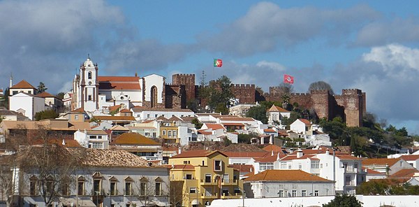 Image: Algarve   Silves   view of the town (25198729934) (cropped)