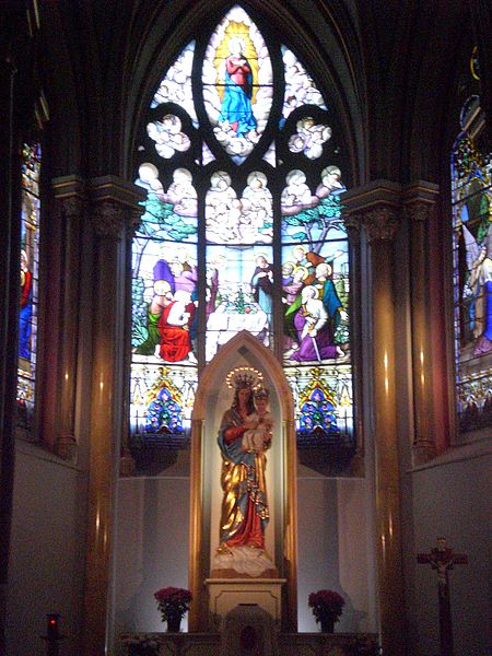 File:Altar of Sanctuaire Notre-Dame du Sacré-Coeur.JPG