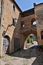 Arpino: Geografia fisica, Origini del nome, Storia