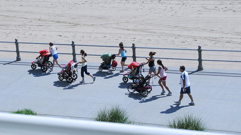 File:Attack of the stroller Moms (4665101120).jpg