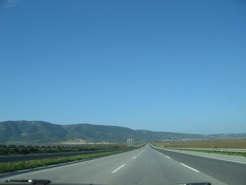 File:Aydin izmir otoyolu (01.01.2010) ~22° sunny - panoramio.jpg