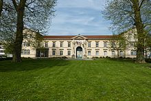 Partie impériale du lycée Raymond-Poincaré.