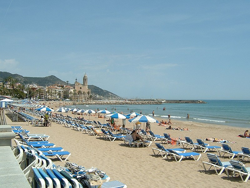 File:Beach Sitges Spain.jpg