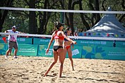 Deutsch: Beachvolleyball bei den Olympischen Jugendspielen 2018; Tag 8, 14. Oktober 2018; Mädchen, Achtelfinale – Bolivien-Puerto Rico 0:2 (18–21/18–21 ) English: Beach volleyball at the 2018 Summer Youth Olympics at 14 October 2018 – Girls Round of 16 – Bolivia-Puerto Rico 0:2 (18–21/18–21 )