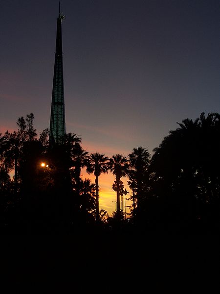 File:Bell twr sunset 01 gnangarra.jpg