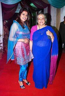 Bhavana Balsaver,Shobha Khote at The Aap Ki Awaz Award 2012 (4).jpg
