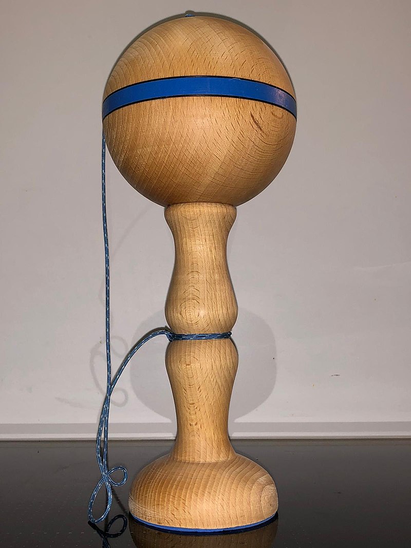 File:Bilboquet Toy.jpg - Wikipedia