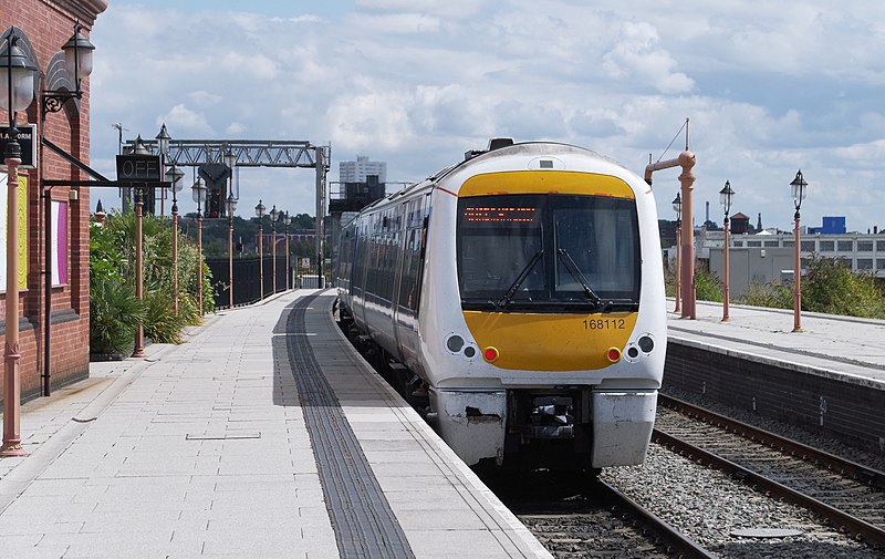 File:Birmingham Moor Street railway station MMB 17 168112.jpg