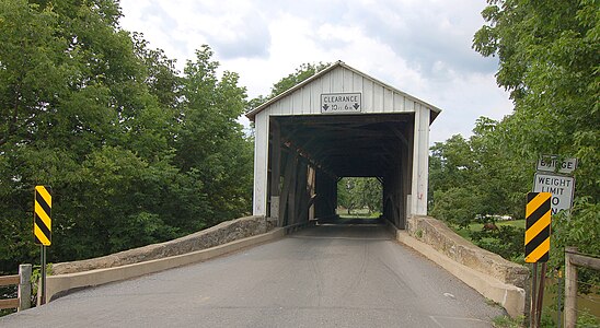 Bitzer's Mill Covered Bridge First Approach 3000px.jpg