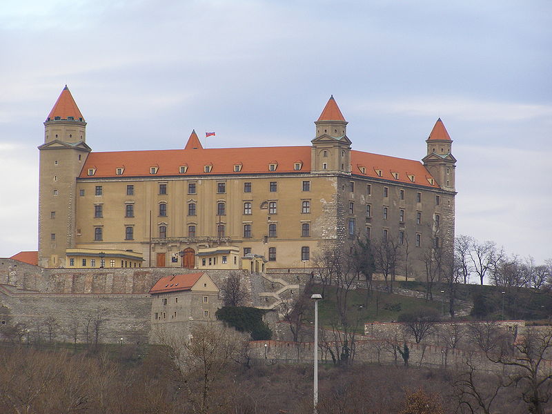 File:Bratislava Castle.JPG