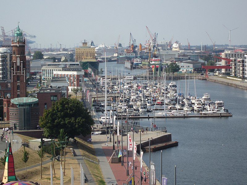 File:Bremerhaven Riesenradblick 6.jpg