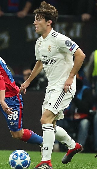 <span class="mw-page-title-main">Álvaro Odriozola</span> Spanish footballer (born 1995)