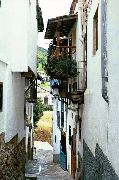 File:Calle de Candelario - Parpadeo (2).jpg