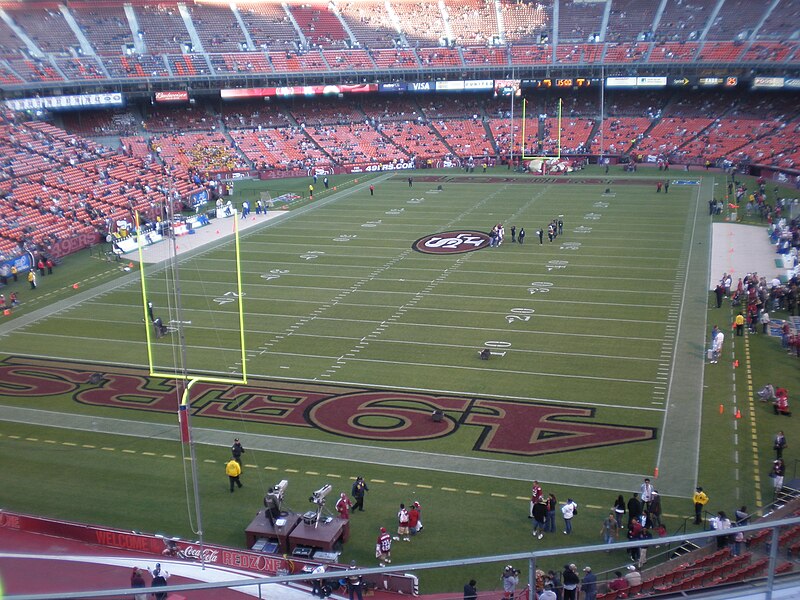 File:Candlestick Park field from section 46.JPG