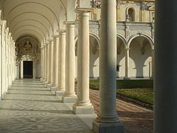 A Certosa di San Martino kolostor kerengője