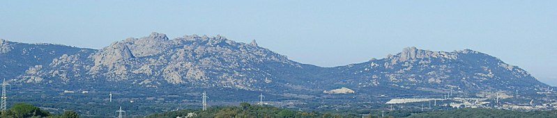 File:Colline di granito.jpg