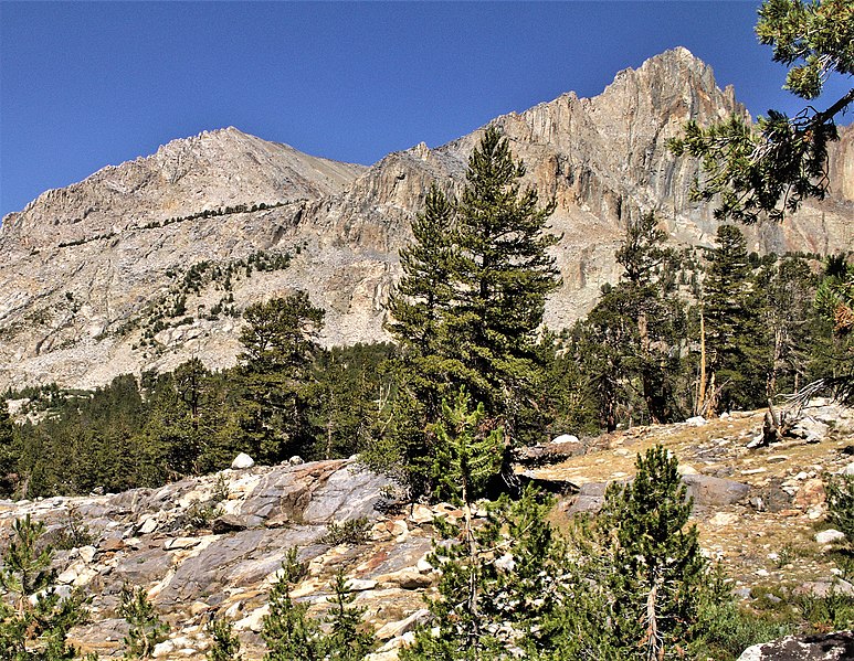 File:Crater Mountain, Sierra Nevada.jpg