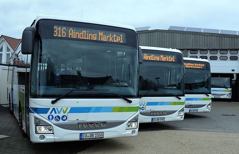 File:DBBAHNBusverkehrBayernAVV.jpg