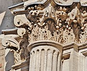 Capitel corintio en la iglesia de Dalbade.