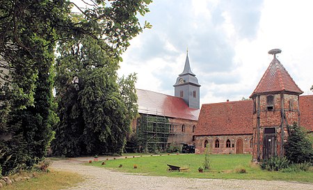 Dambeck (Salzwedel), das Kloster