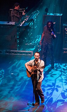 Taylor with Dave Matthews Band in 2005