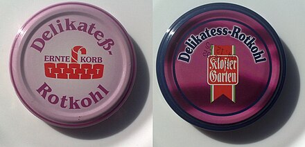 German label "Delicacy / red cabbage." Left cap is with old orthography, right with new.