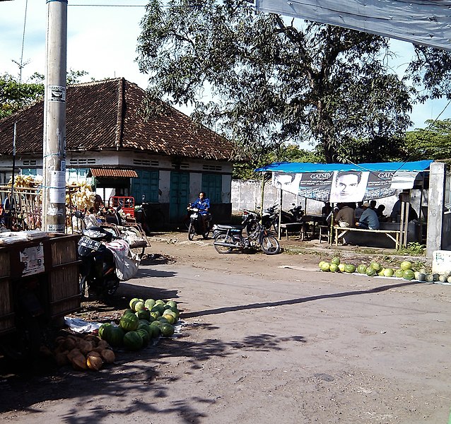 File:Di sekitar Pasar Semboro - panoramio.jpg