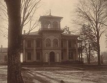 The Drish House in 1911, while still intact. Drish Mansion 1911.jpg