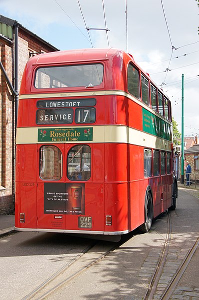 399px-Eastern_Counties_bus_LKD229_%28OVF