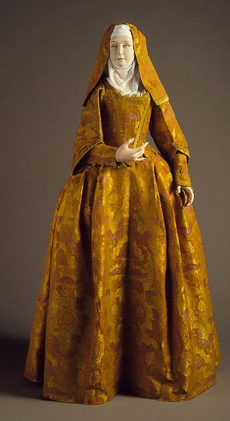 File:Ecclesiastical Lay Figure Costumes LACMA 65.1.1a-g.jpg