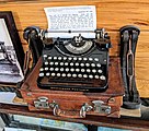 Портативная пишущая машинка, принадлежащая Эрнесту Хемингуэю