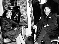 Eva Perón- Domingo Alfredo Mercante.jpg