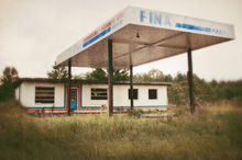 A closed Fina petrol station in Florida, US. Fina Gas Station Closed.PNG