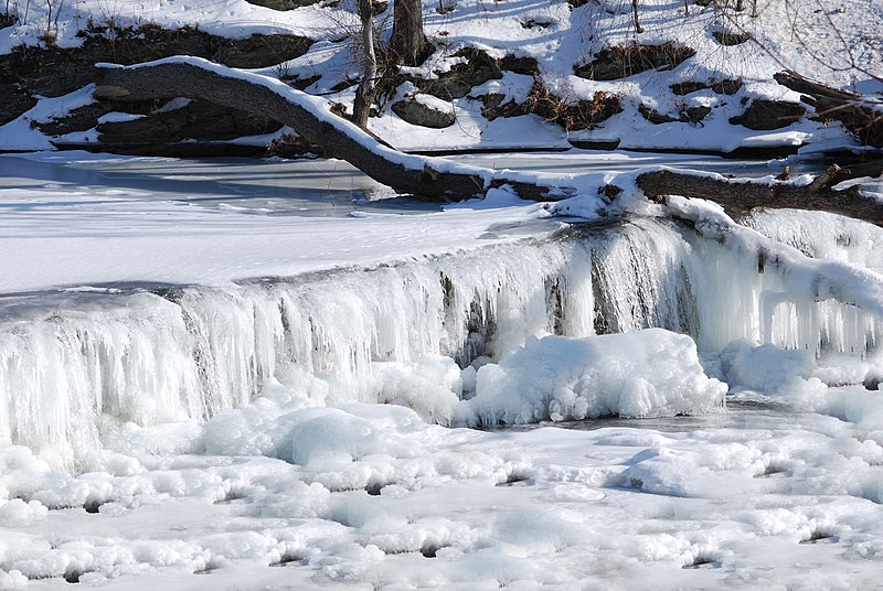 File:Frozen Wappinger Creek edit1.jpg