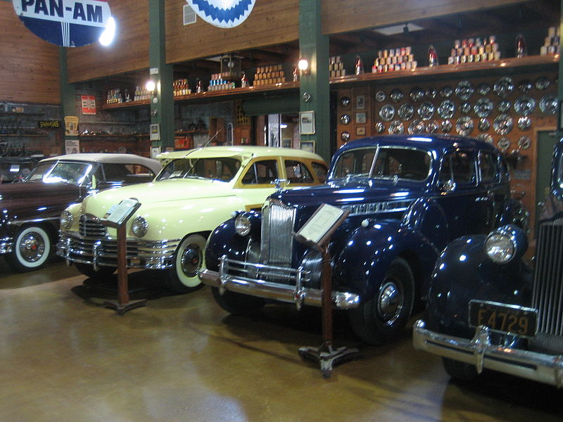 File:FtLauderdaleAntiqueCarMusuemAug08PackardI.jpg