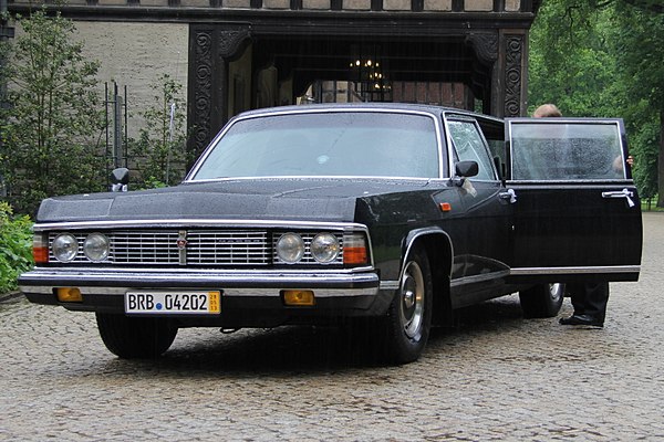 GAZ-14, produced 1977–1988