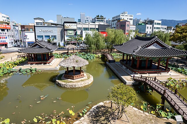 Image: Gangwon Gamyeong, in Wonju, Gangwon Province, South Korea
