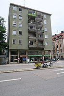 1935th file - 4.71 MB - 3648x5472 23.07.2016 upload 3916 Gebäude Corneliusstraße 6 in München.JPG