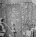 Gedeelte van de Heilige Arke van de Ashkenazi HaArisynagoge te Safad (Safed) met, Bestanddeelnr 255-4031.jpg
