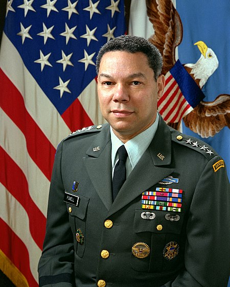 Powell's official portrait as Chairman of the Joint Chiefs of Staff c. 1989.