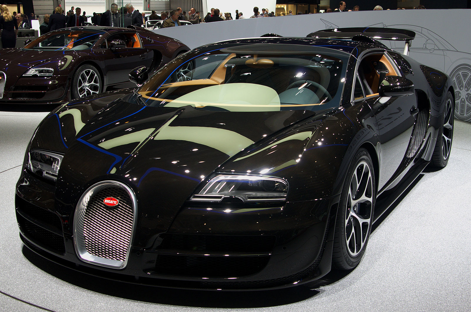 Красивые машины цены. Бугатти Вейрон. Бугатти Вейрон 2013. Бугатти Вейрон кузов. Bugatti Veyron Grand Sport Vitesse.